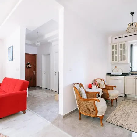 Chic W Pool Garden Fireplace In Sile *