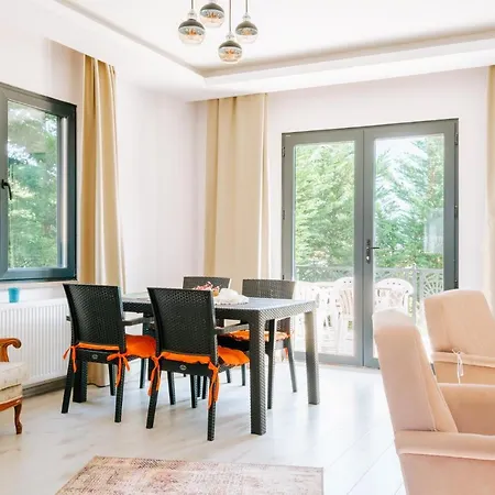 Chic W Pool Garden Fireplace In Sile Villa